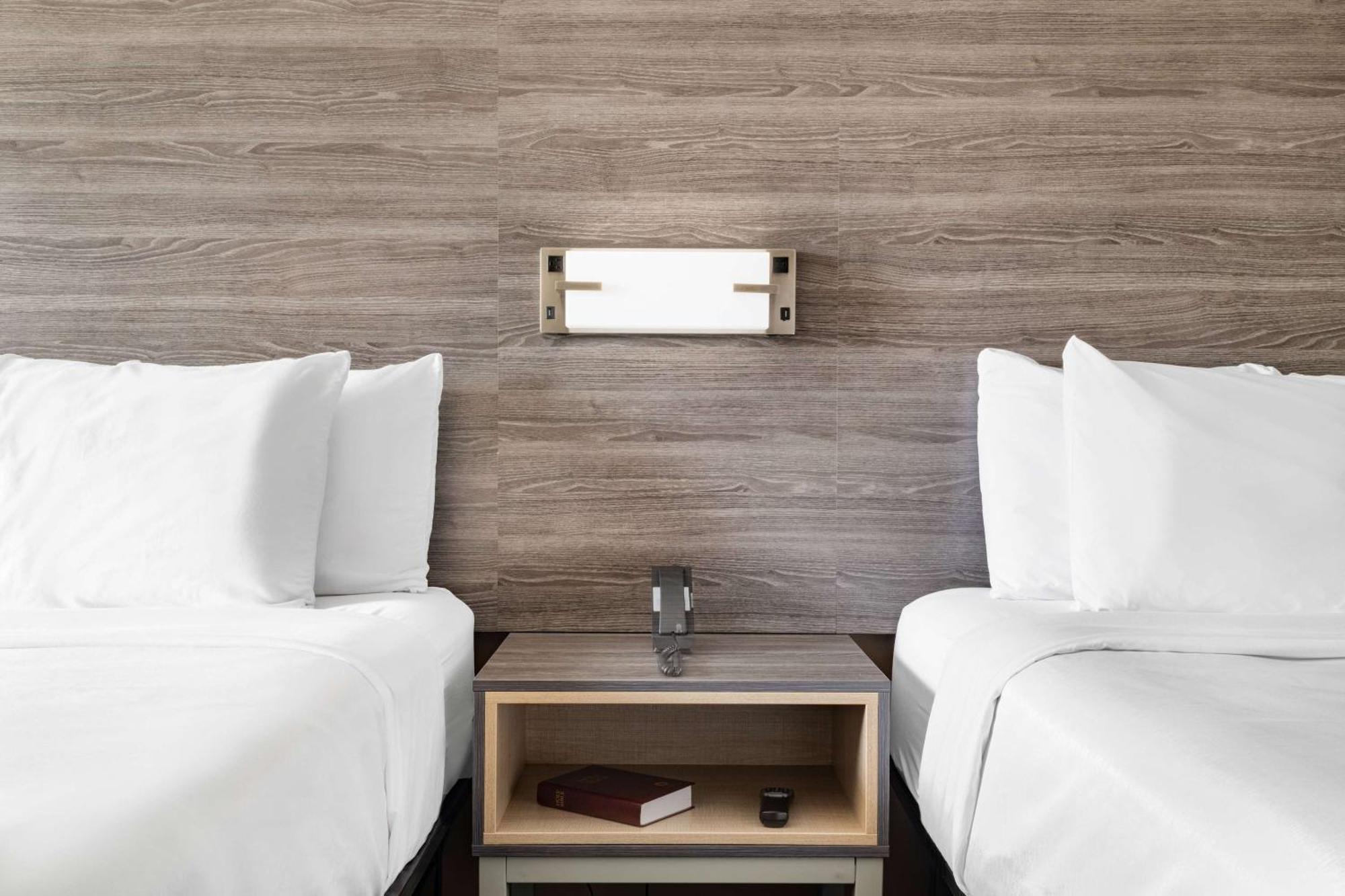 Baymont By Wyndham Commerce Ga Near Tanger Outlets Mall Extérieur photo